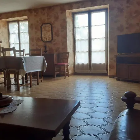 Fleur De Tilleul Holiday home