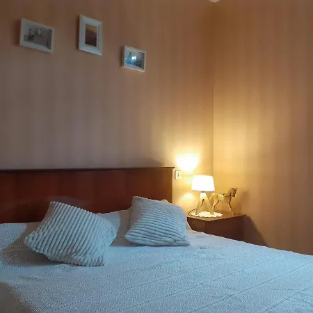 Fleur De Tilleul Vailhourles