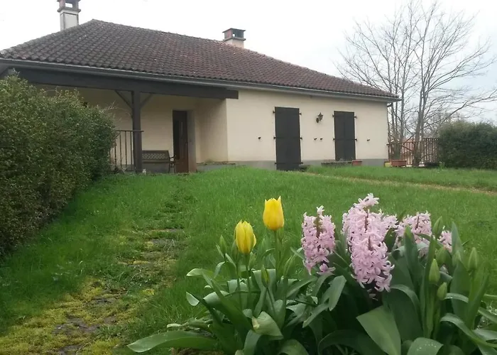 Fleur De Tilleul Nyaraló Vailhourles