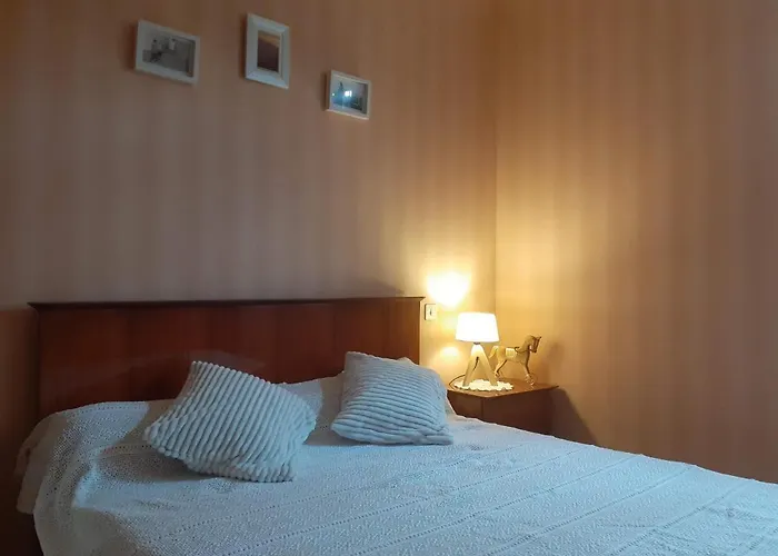 Fleur De Tilleul Vailhourles